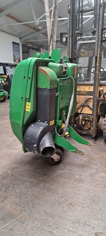JOHN DEERE MCS 560 C Grasabsaugung