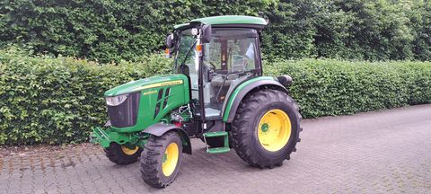 John Deere 4066R