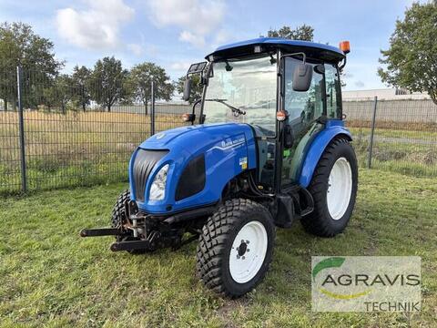New Holland BOOMER 50