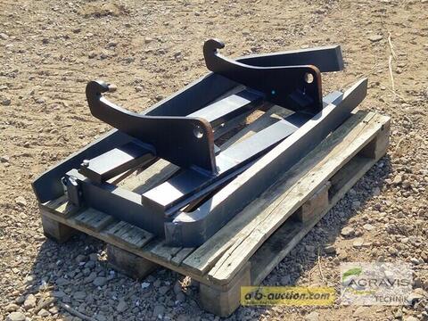 GABELTRÄGER MIT PALETTENGABELN 2