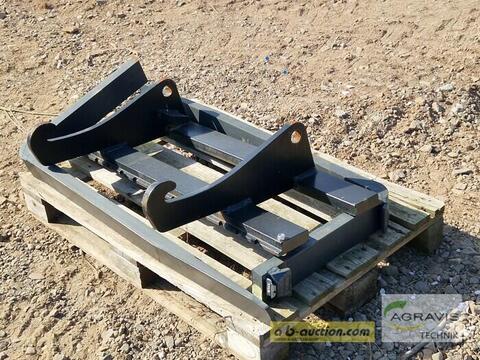 GABELTRÄGER MIT PALETTENGABELN 3