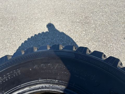 Sonstige 400/80R24 Kommunal 2 Stk.
