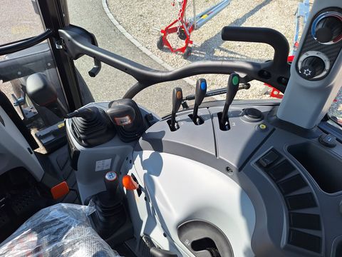 Steyr 4075 Kompakt S (Stage V)