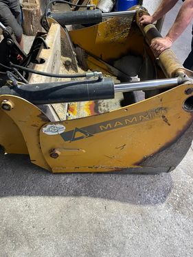 Mammut SC 150 N mit Hauer Auffnahme B