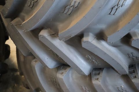 Alliance 540/65R34+440/65R24 