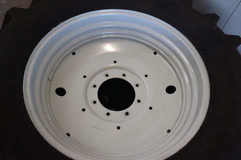 Alliance 540/65R34+440/65R24 