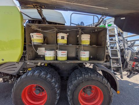 Claas QUADRANT 5200 FC