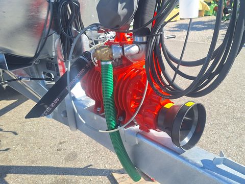 Vakutec VA 10500T + 12m Schlepps