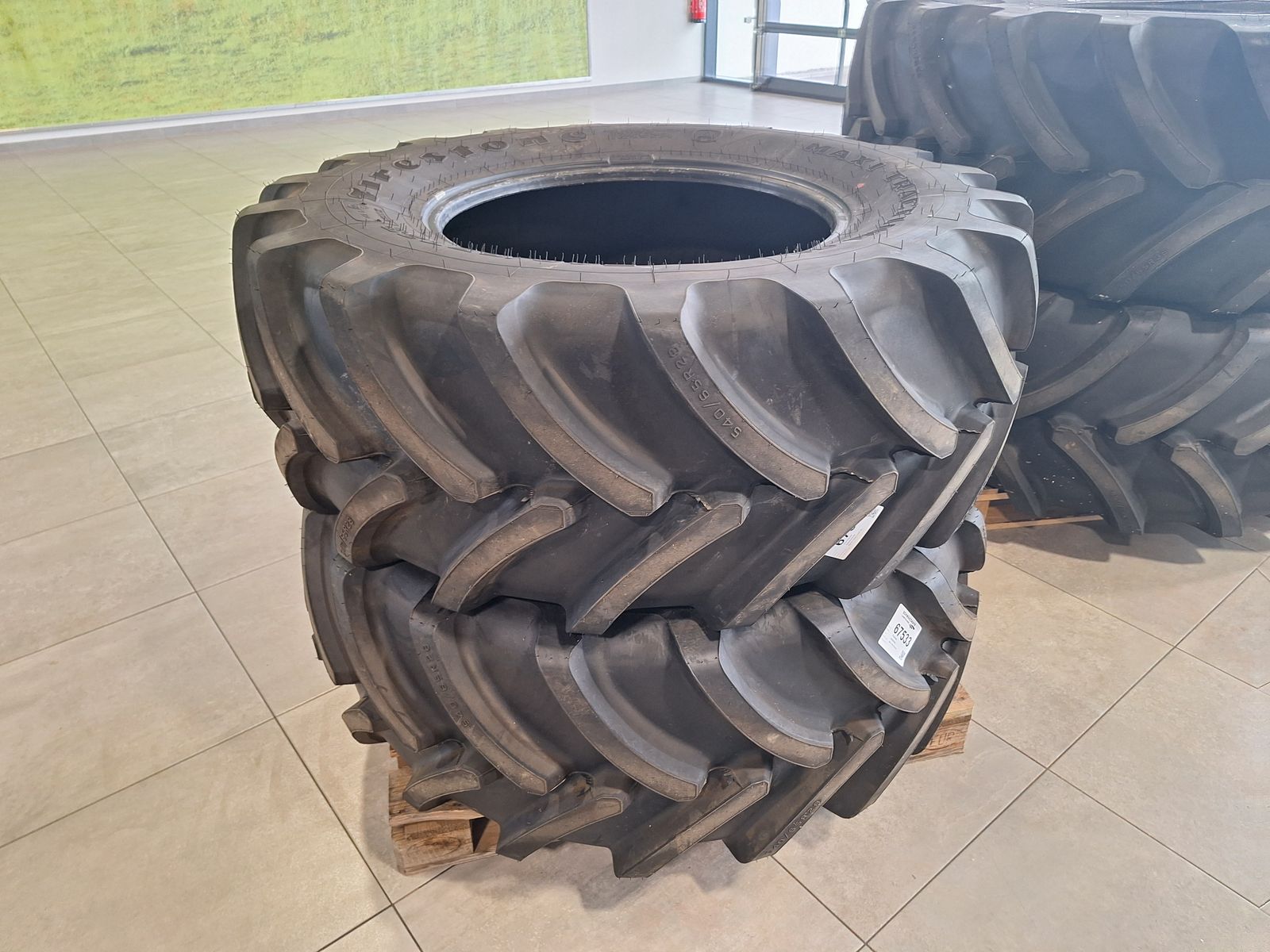Firestone 540/65R28 2