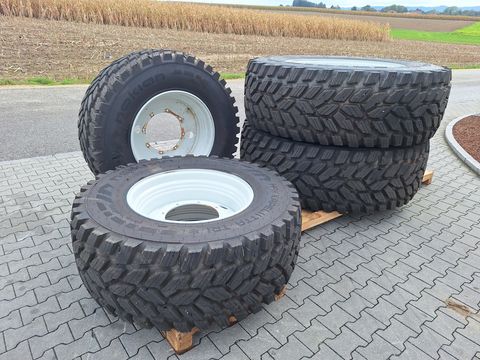 Nokian 650/65R42+540/65R30 