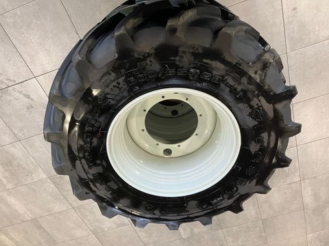 Firestone 710/70R38+600/65R28