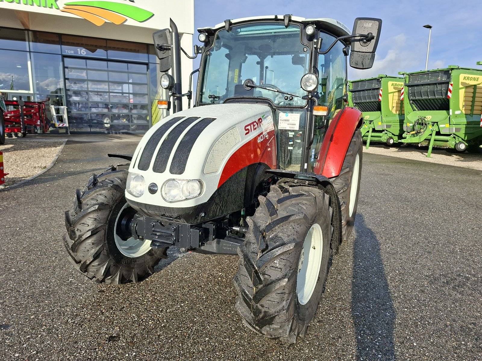 Steyr 4075 Kompakt S (Stage V) 3