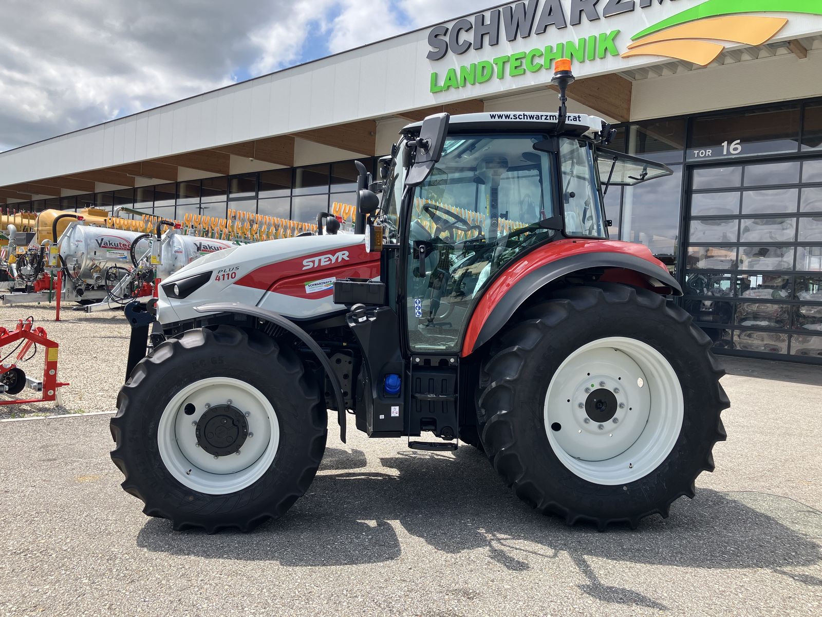 Steyr 4110 PLUS 2