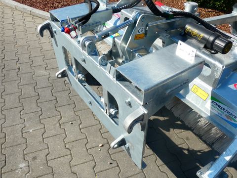 Fliegl Kehrmaschine 1550 Euro 