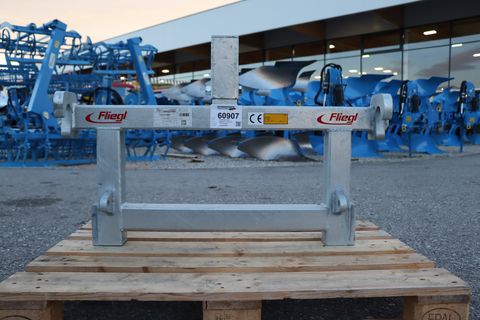 Fliegl AgroCenter Adapter Euro auf 3-Punkt