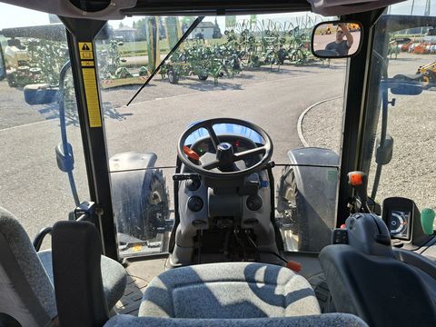 New Holland TS115A Delta