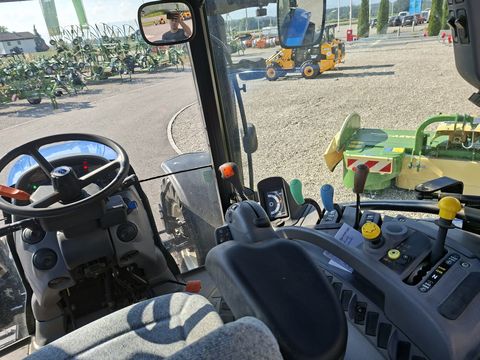 New Holland TS115A Delta