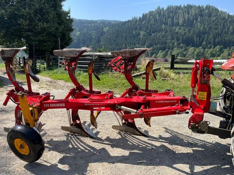 Pöttinger Servo III 3-scharig mit Streifenkörperund hydr.