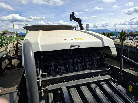 Claas QUADRANT 5200 FC