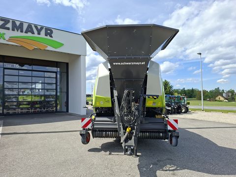 Claas QUADRANT 5200 FC
