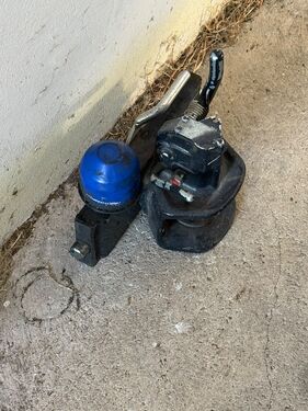New Holland T 5.85