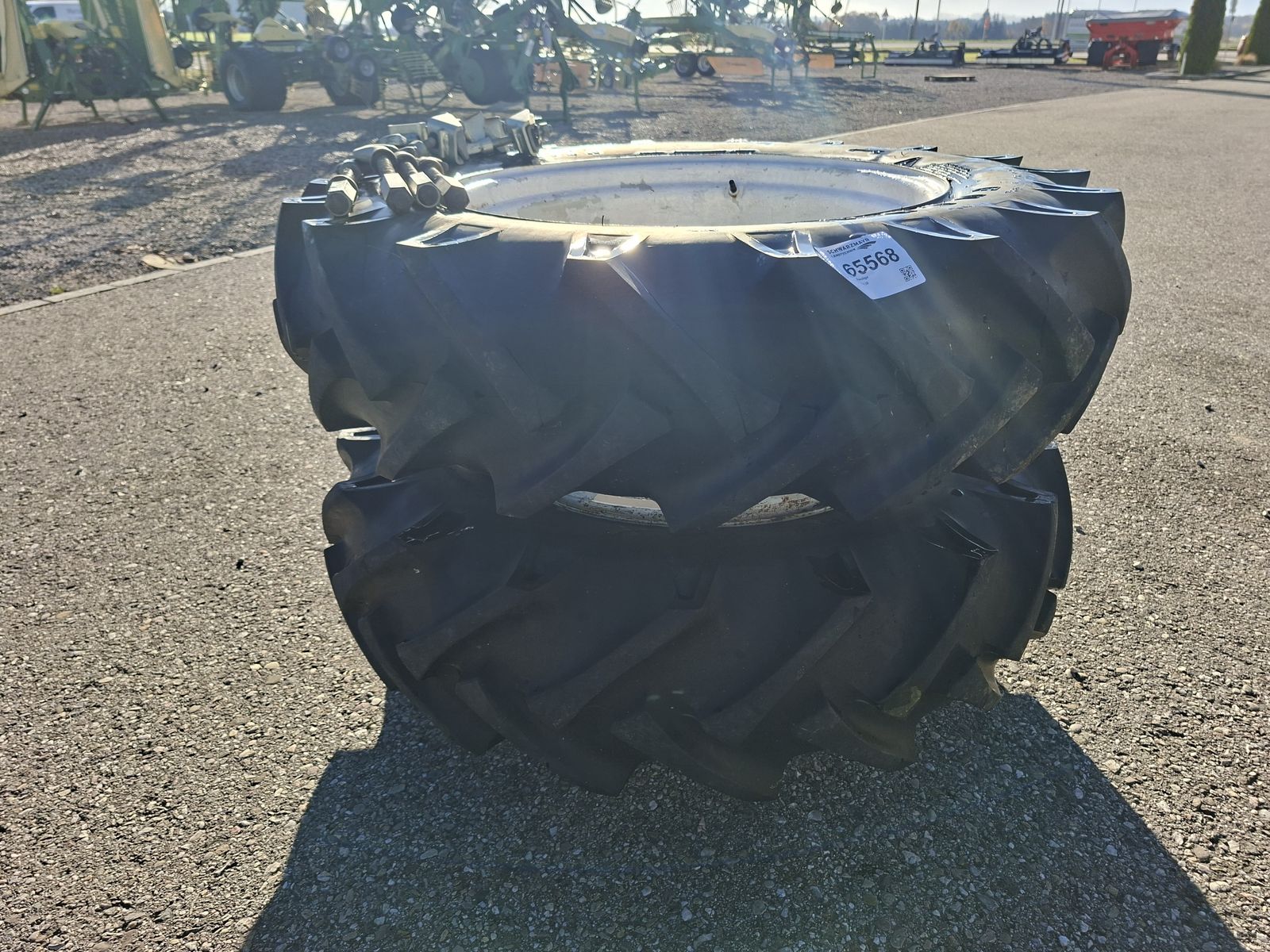 Fulda Zwillingsreifen 12.4-28 2