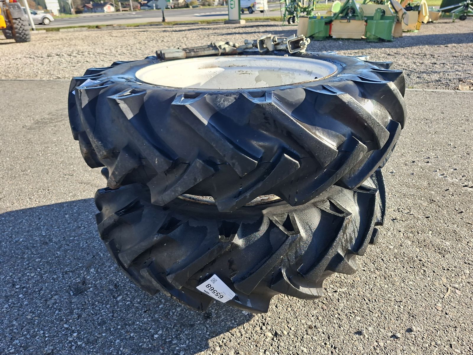 Fulda Zwillingsreifen 12.4-28 3