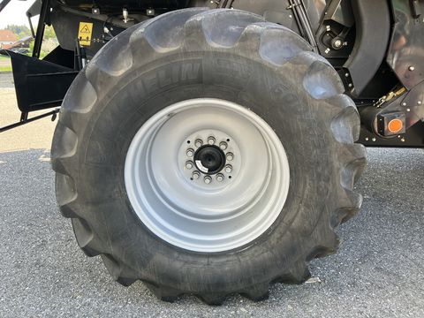 Case IH 6160 Axial Flow Mähdrescher