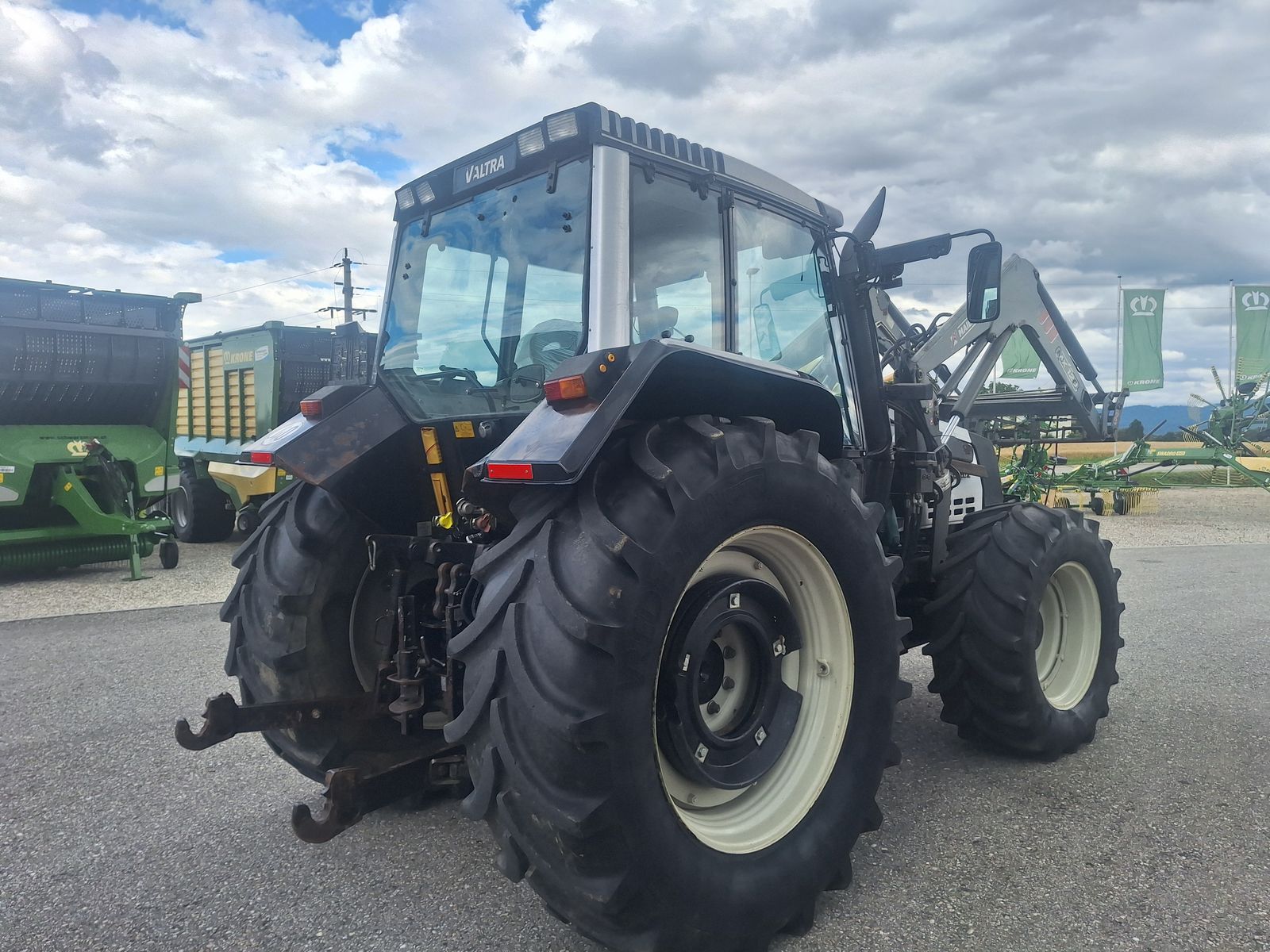 Valtra 8150 HiTech 3
