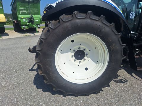 New Holland T 5.95