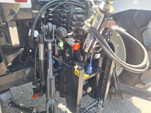 New Holland T 5.95