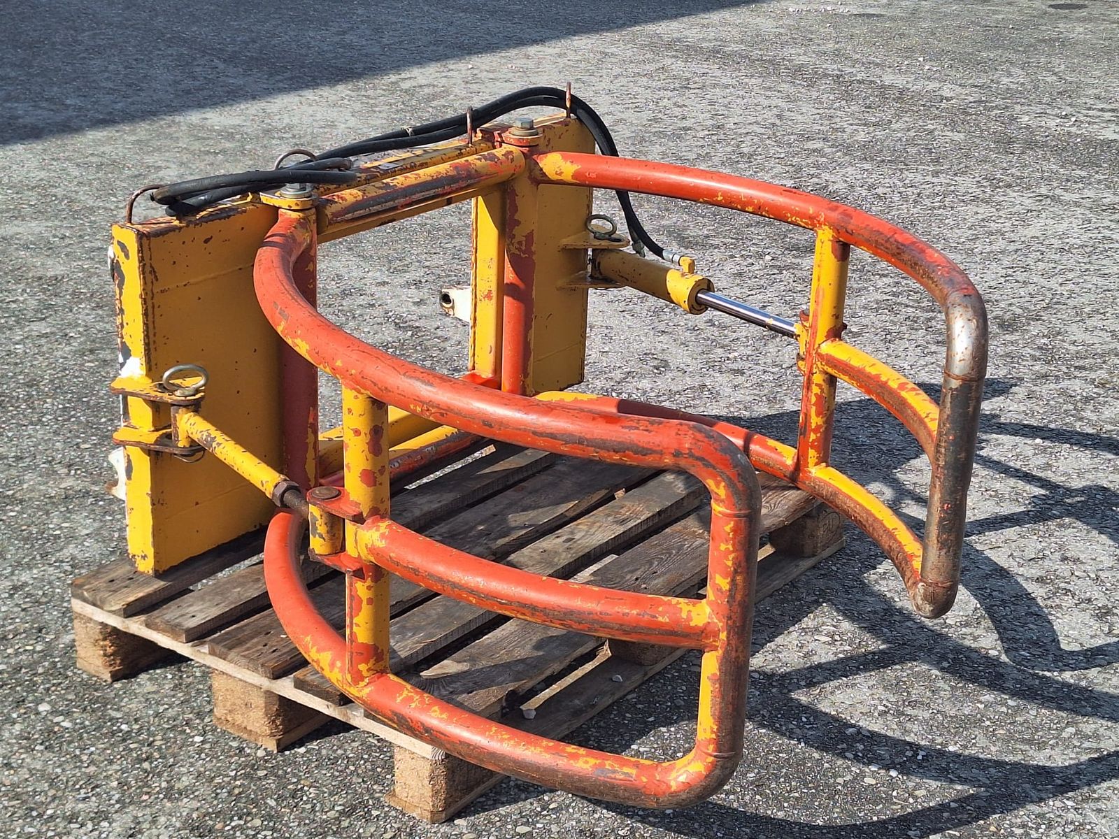 Mammut Rundballengreifer  3