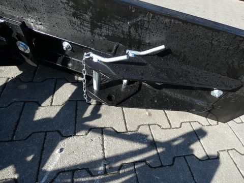 Sonstige Giant Futterschieber 2000Euro