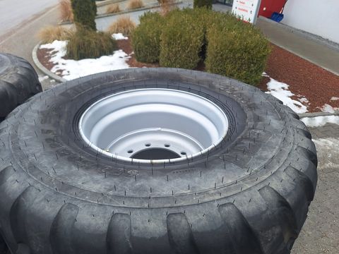 BKT 650/50R22,5 FL693M