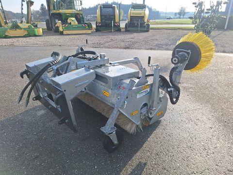 Sonstige Fliegl AgroCenter Kehrmaschine 1550