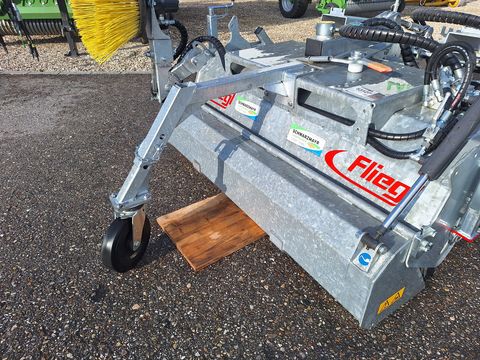 Sonstige Fliegl AgroCenter Kehrmaschine 1550