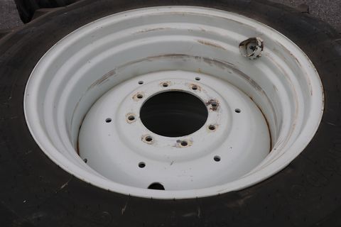 Kleber 16.9R30+14.9R20