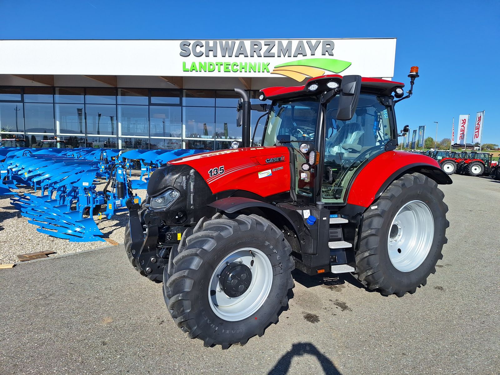 Case IH Maxxum 135 CVXDrive 1