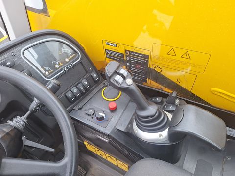 JCB 525-60 AGRI Plus 