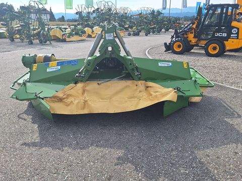 Krone EasyCut F 320CV Float mit V-Zinkenaufbereiter