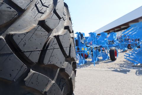 Ascenso Komplettrad 560/60R22,5