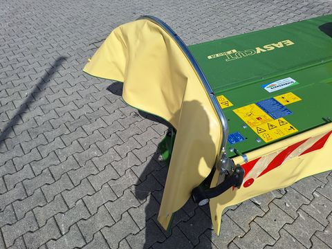 Krone EasyCut F 360 M geschoben