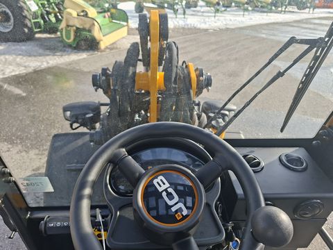 JCB 403 Agri 