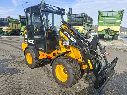 JCB 403 Agri 