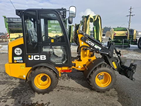 JCB 403 Agri 