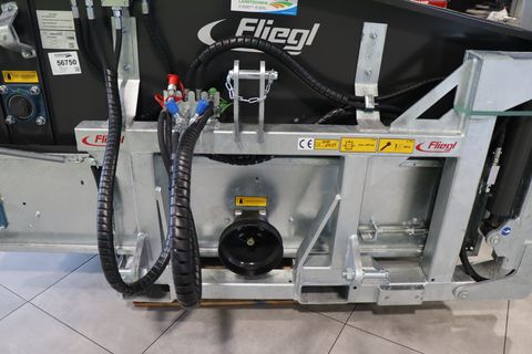 Fliegl AgroCenter Ballenauflöser 