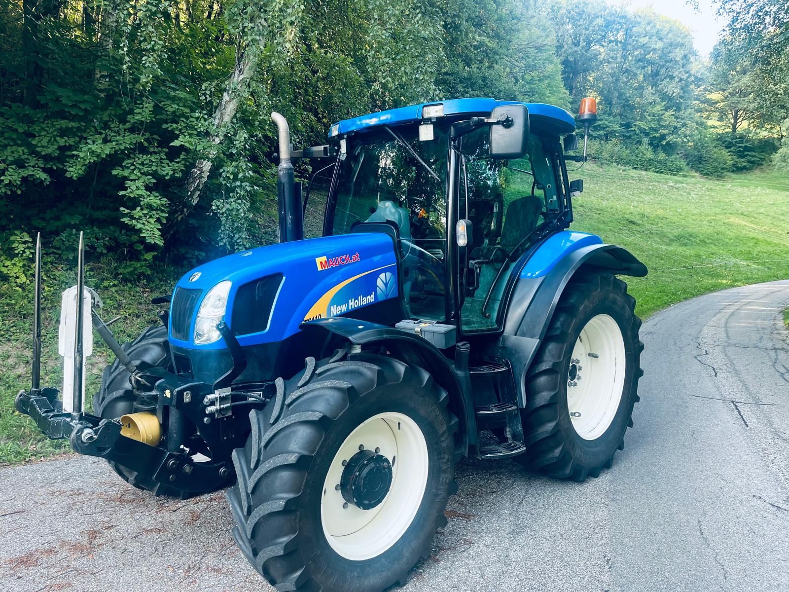 New Holland TS110A 1