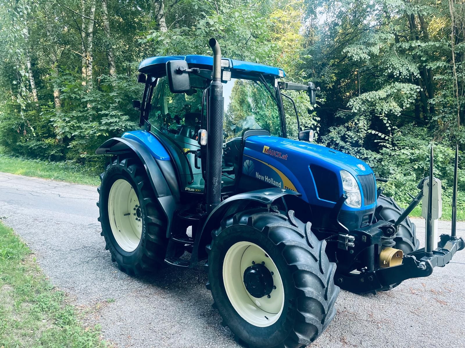 New Holland TS110A 3