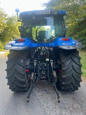 New Holland TS110A