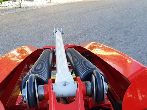 Pöttinger NovaCat 301 Alpha ED PRO